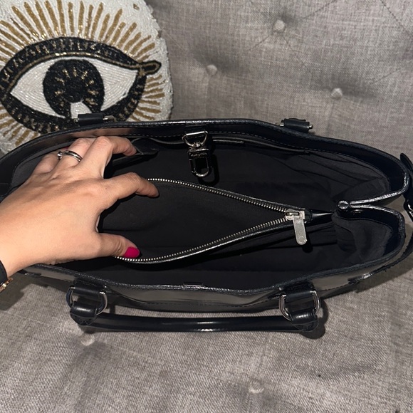 Louis Vuitton Black Epi Leather Passy Tote - Picture 7 of 9